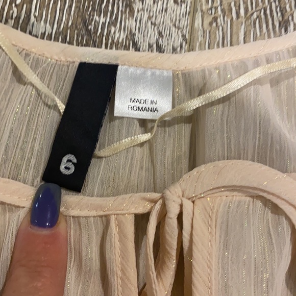 Sheer top - Picture 2 of 3